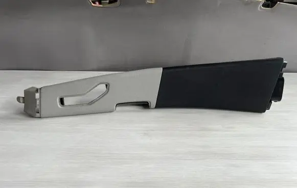 Volvo V70 (B) pillar trim (top)