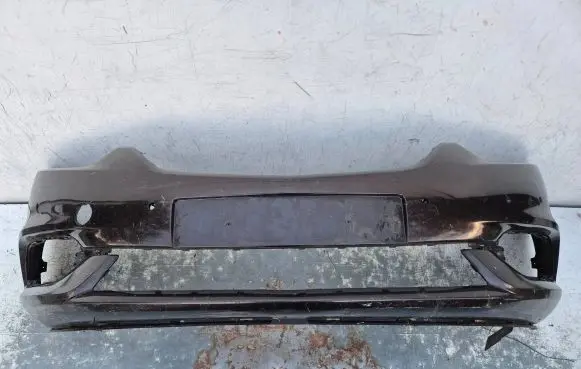Opel Zafira C Front bumper 39079783