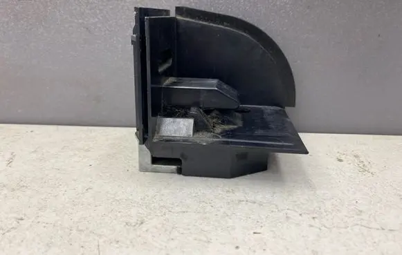 BMW 5 E60 E61 Parcel shelf load cover mount bracket 7160590