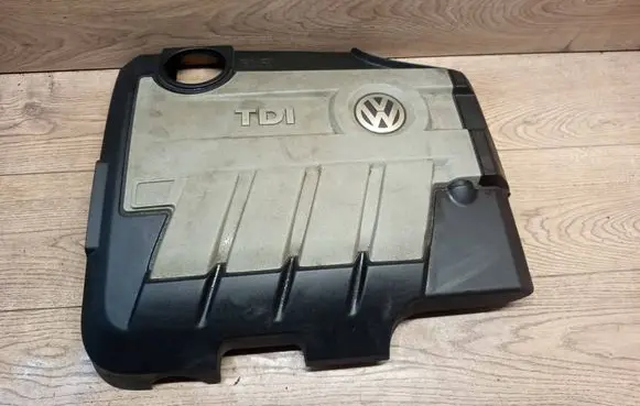 Volkswagen PASSAT B6 Engine cover (trim) 03L103925AP 03L1039