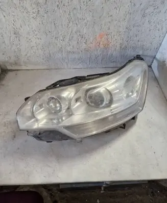Citroen C5 Headlight/headlamp 9684845880