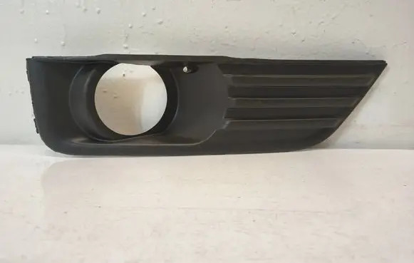 Ford Focus Front bumper lower grill 4M5119952AEAUTOAS7 4M5119952AE