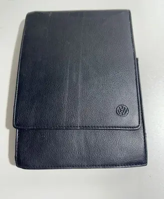 Volkswagen Tiguan Owners service history hand book 