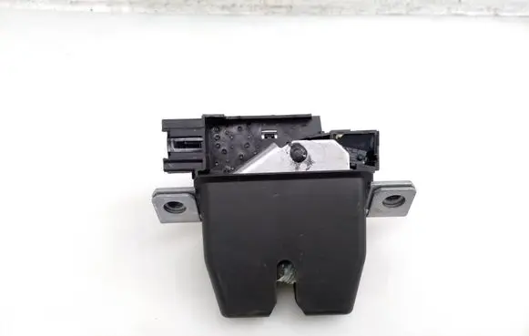 Ford Focus Tailgate/trunk/boot lock/catch/latch DS7AN442A66AD