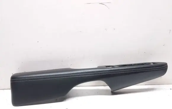Lancia Voyager Front door interior handle trim 