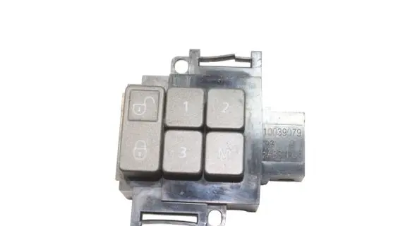 Land Rover Discovery 4 - LR4 Central locking switch button CH2214776AA