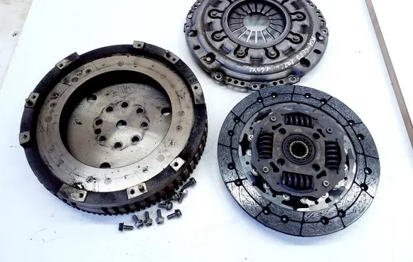 KIA Ceed Clutch set kit 4110032AB2 4130032AB1