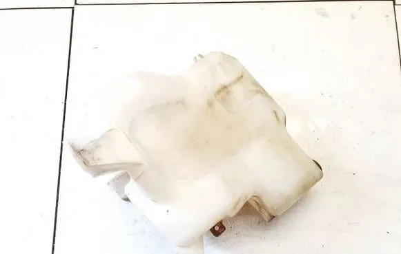 Honda FR-V Windshield washer fluid reservoir/tank