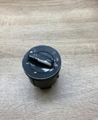 Volkswagen Golf V Light switch 1K0941431B
