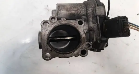 Toyota Corolla Verso AR10 Throttle valve 9673534480