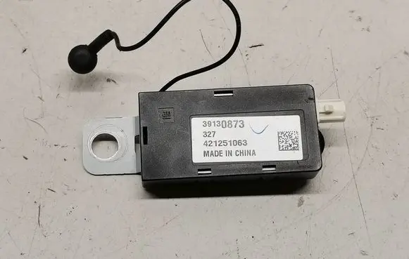 Opel Insignia B Aerial antenna amplifier 39130873