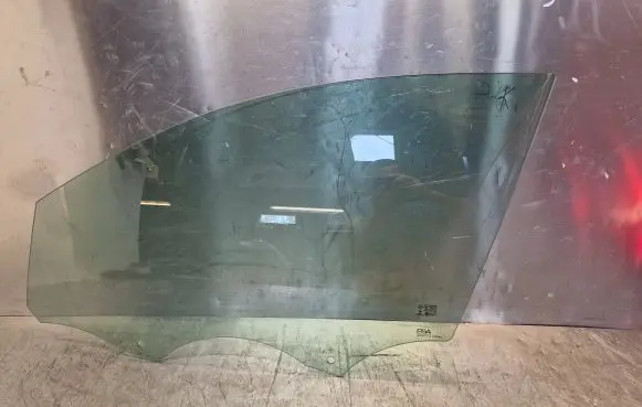 Peugeot 208 Front door window glass four-door 43R007951 E000292