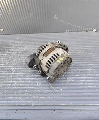 BMW 3 E92 E93 Generator/alternator 7550469