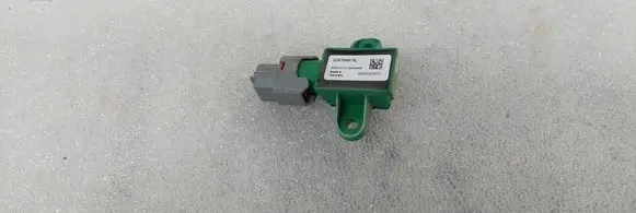 Suzuki Vitara (LY) Airbag deployment crash/impact sensor 5WK44770 3893061M10 22040402