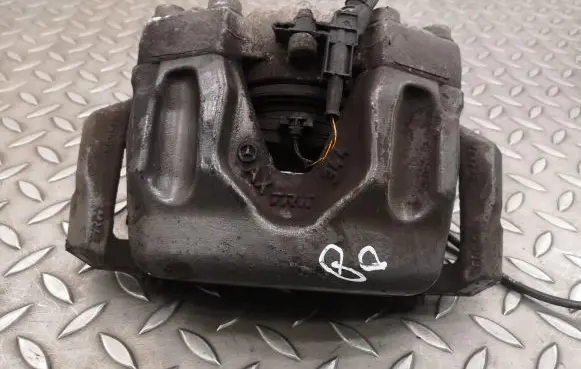 Mercedes-Benz SLK R172 Front brake caliper