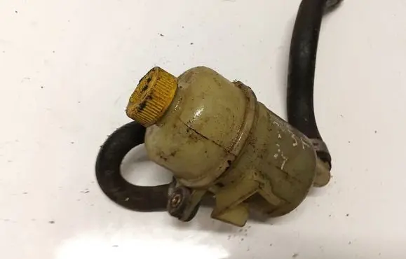 Mazda 323 F Power steering fluid tank/reservoir 