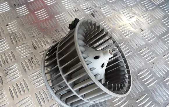 Renault Espace III Heater fan/blower 0130063506