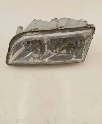 Volvo S40, V40 Headlight/headlamp 20A272B