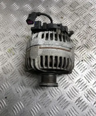Skoda Yeti (5L) Generator/alternator 03F903023D 0124525201