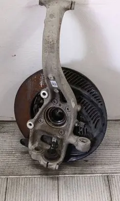 Audi e-tron Front wheel hub spindle knuckle 4M0407559 17102021