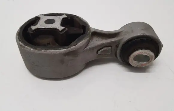 Nissan X-Trail T32 Engine mount bracket 113504BA0A