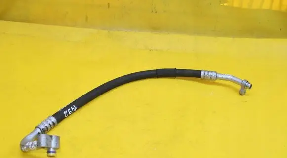 Audi A8 S8 D3 4E Air conditioning (A/C) pipe/hose 4E0260701L