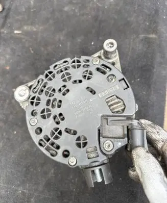 Ford S-MAX Generator/alternator 0121615009