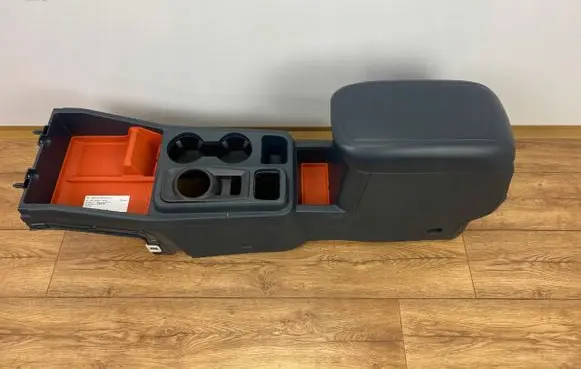 Ford Maverick Center console E045A06