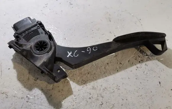 Volvo XC90 Accelerator throttle pedal 30715179