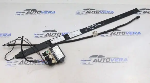 BMW 3 F30 F35 F31 Tailgate opening switch 77306797