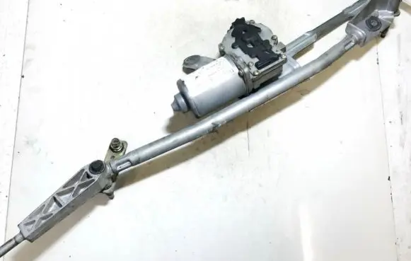 Volvo S80 Front wiper linkage and motor 9171899 110824