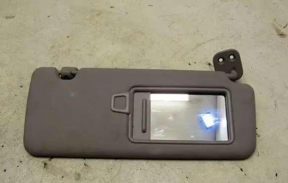 Hyundai Tucson TL Sun visor GMAUTO4574097