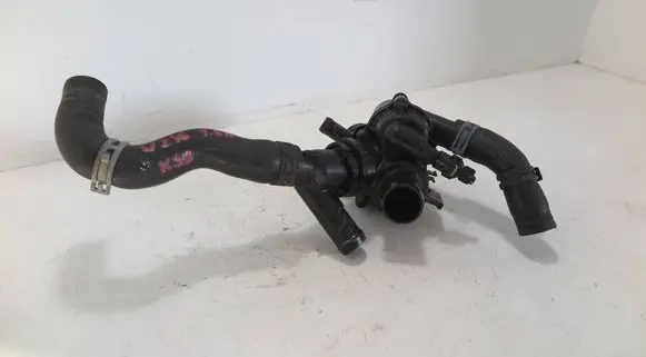 Mercedes-Benz B W246 W242 Thermostat/thermostat housing A2702000615