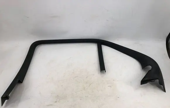 Mercedes-Benz GLE W167 Other rear door trim element A1677373400