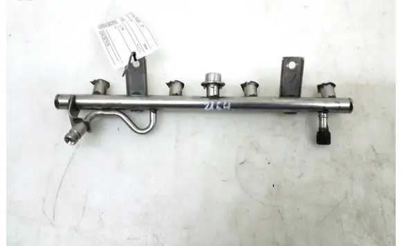 Mercedes-Benz C W204 Fuel main line pipe A2710703595