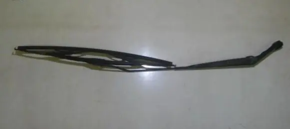Nissan Micra Front wiper blade arm