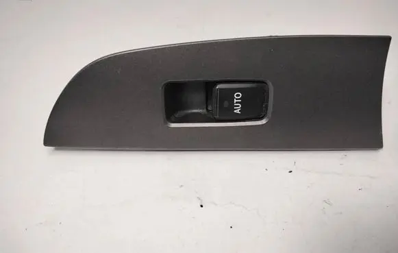 Lexus IS 220D-250-350 Electric window control switch 84030 515287