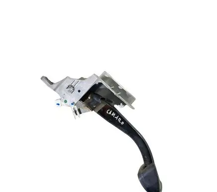 Chevrolet Camaro Brake pedal 84524406 1082018105026