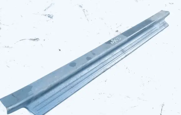 Honda Accord Front sill trim cover 84251sv2a000 84251-sv2-a000