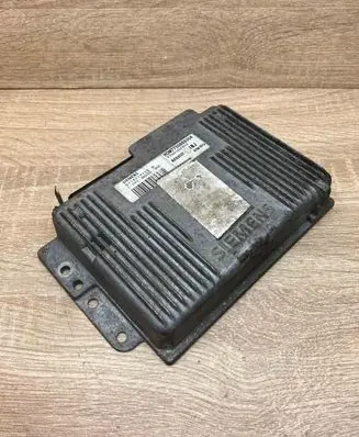 Renault Scenic I Engine control unit/module ECU 7700868304 S113717113D Used