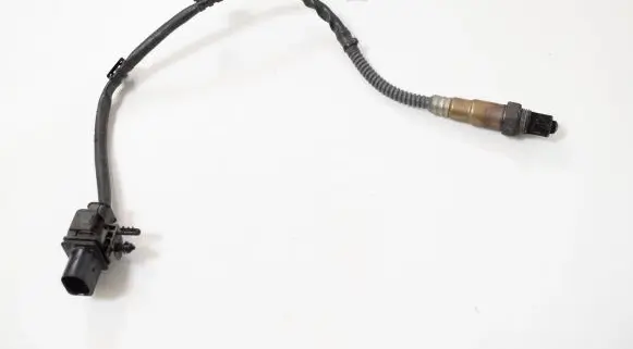 Land Rover Discovery 4 - LR4 Lambda probe sensor 9H2Q9D375AA 0281004126