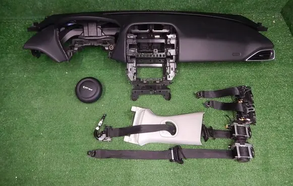 Jaguar F-Pace Dashboard 