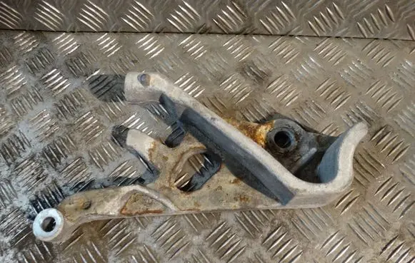 BMW 4 G22 G23 G24 G26 Rear axle beam 6882437