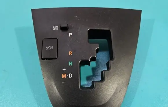 Toyota Verso Center console IMPRK1581400