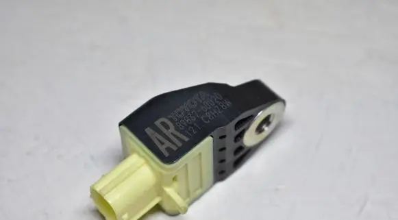 Toyota Land Cruiser (J150) Airbag deployment crash/impact sensor 8983760020