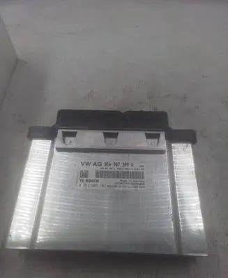 Volkswagen Golf VII Engine control unit/module 0EA907309A 0261S09103