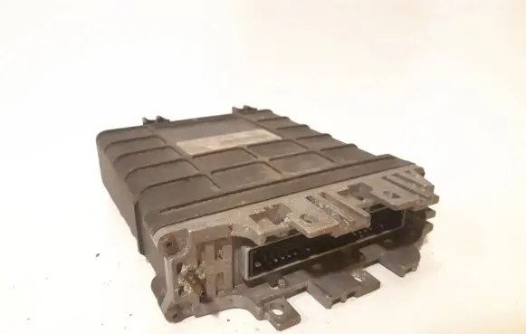Volkswagen PASSAT B4 Engine control unit/module 028906021B