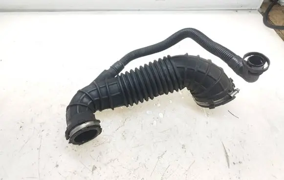 Intercooler hose/pipe
