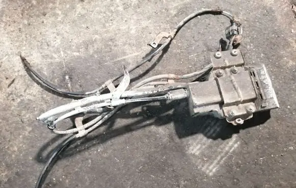 Chevrolet Captiva Hand brake/parking brake motor 20951996
