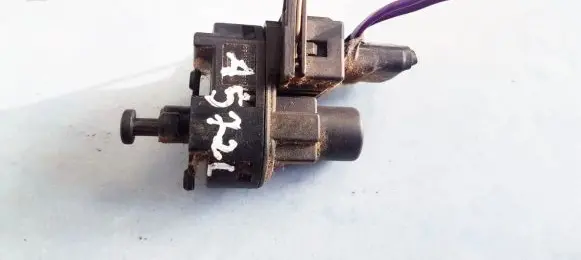 Ford Mondeo MK II Brake pedal sensor switch 93BB13480BC